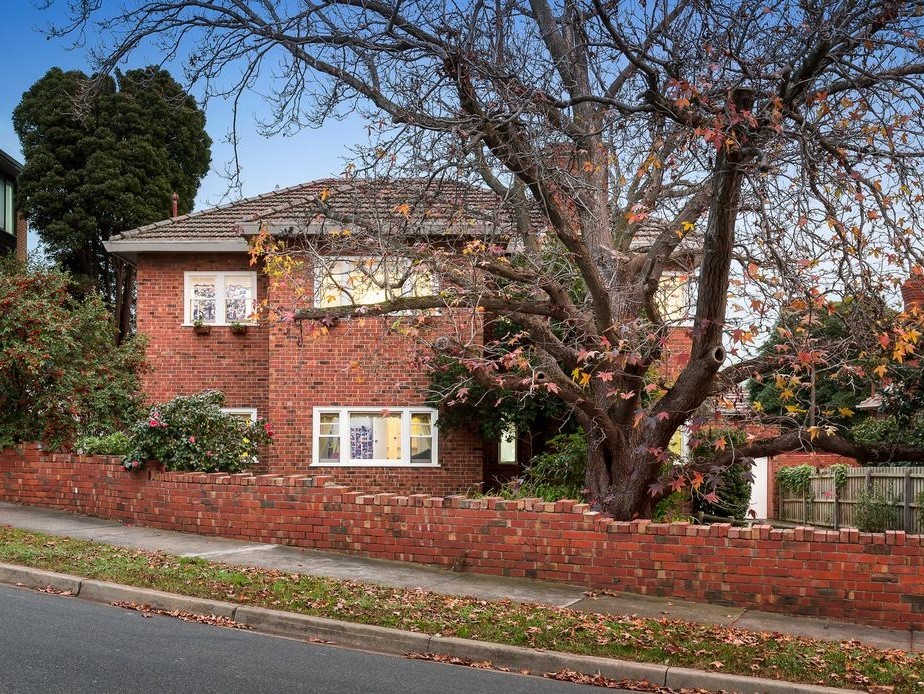 1-2/22 Rae Street, Hawthorn