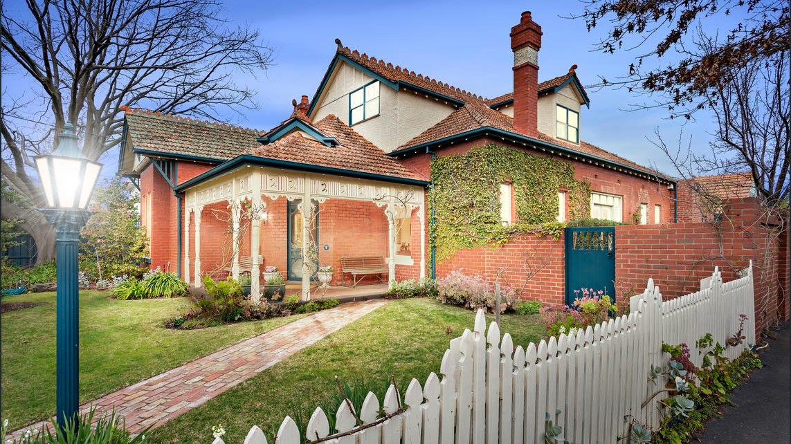 30 Manning Road, Malvern East